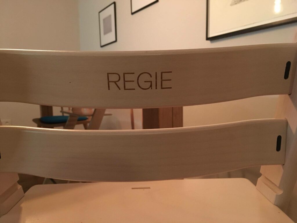Sign your name - Stokke Tripp Trapp mit Gravur 4 Ein Stokke Tripp Trapp für den kleinen Chef