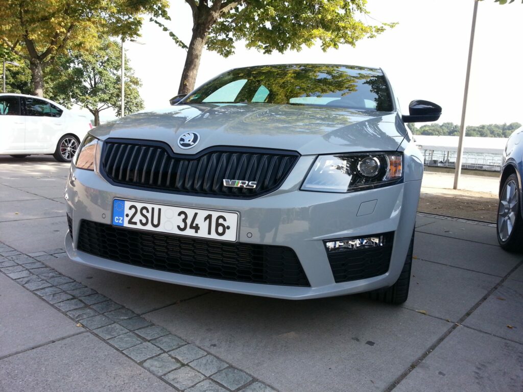 Škoda Octavia RS auf Testfahrt