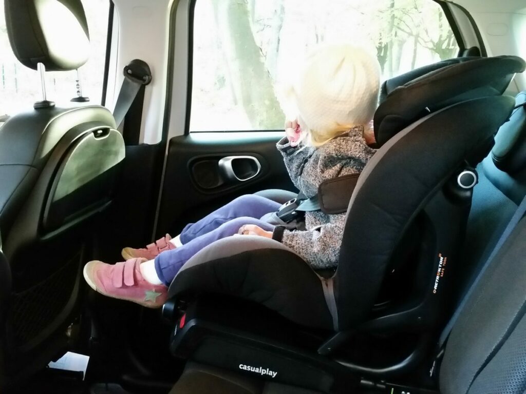 Fiat 500L Beats Edition (2014) im Familiencheck - klein aber oho! 9 Fiat 500L Beats Edition (2014) Kindersitz