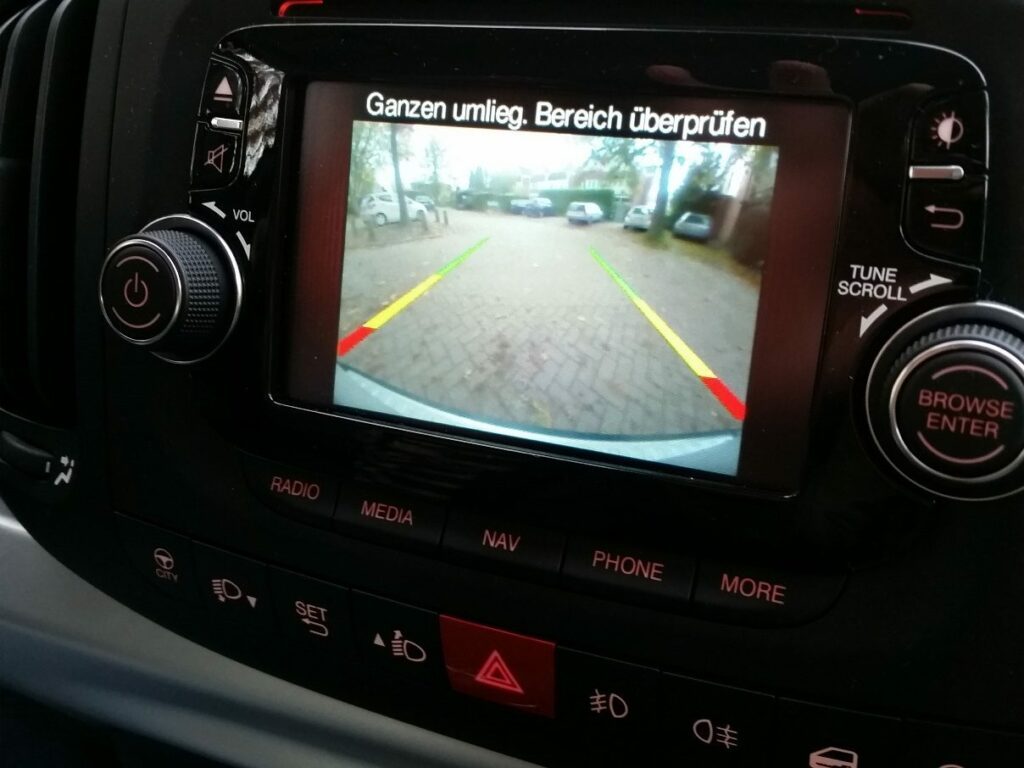 Fiat 500L Beats Edition (2014) im Familiencheck - klein aber oho! 10 Fiat 500L Beats Edition (2014) Navi