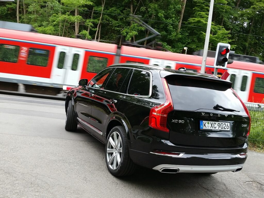 Testfahrt im Volvo XC90 (2015) - stylishe Schwedenpower 12 Volvo XC90 (2015) Heck