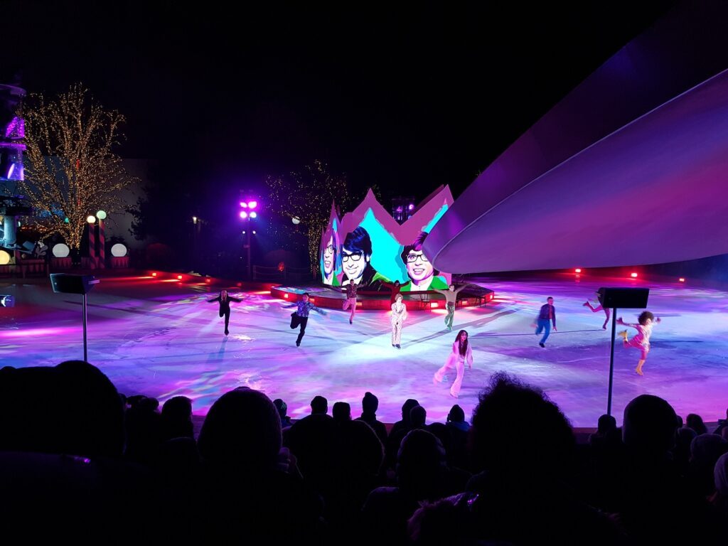 Mit Familie in der Winterwelt der Autostadt Wolfsburg 6 Autostadt Wolfsburg Winterwelt Eisshow