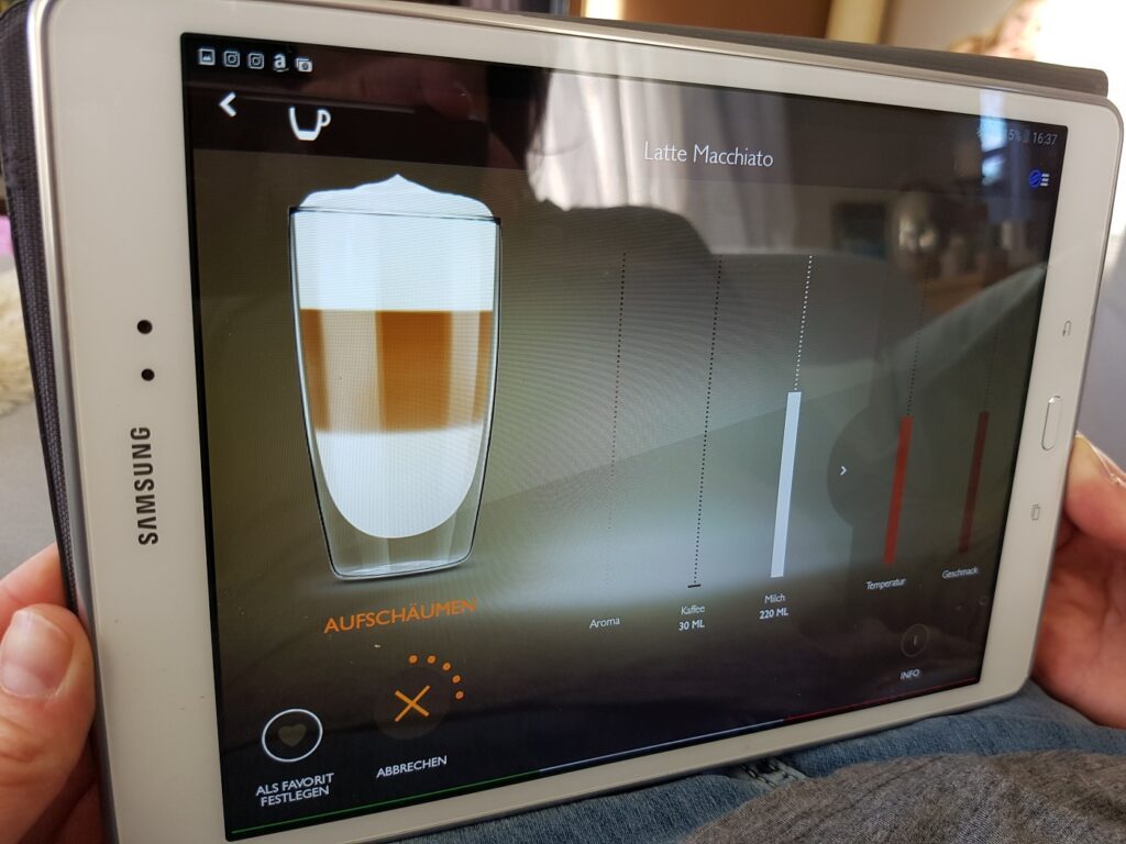 One Cup of Coffee 2.0 - Saeco GranBaristo Avanti 8 Saeco GranBaristo Avanti Kaffeevollautomat App