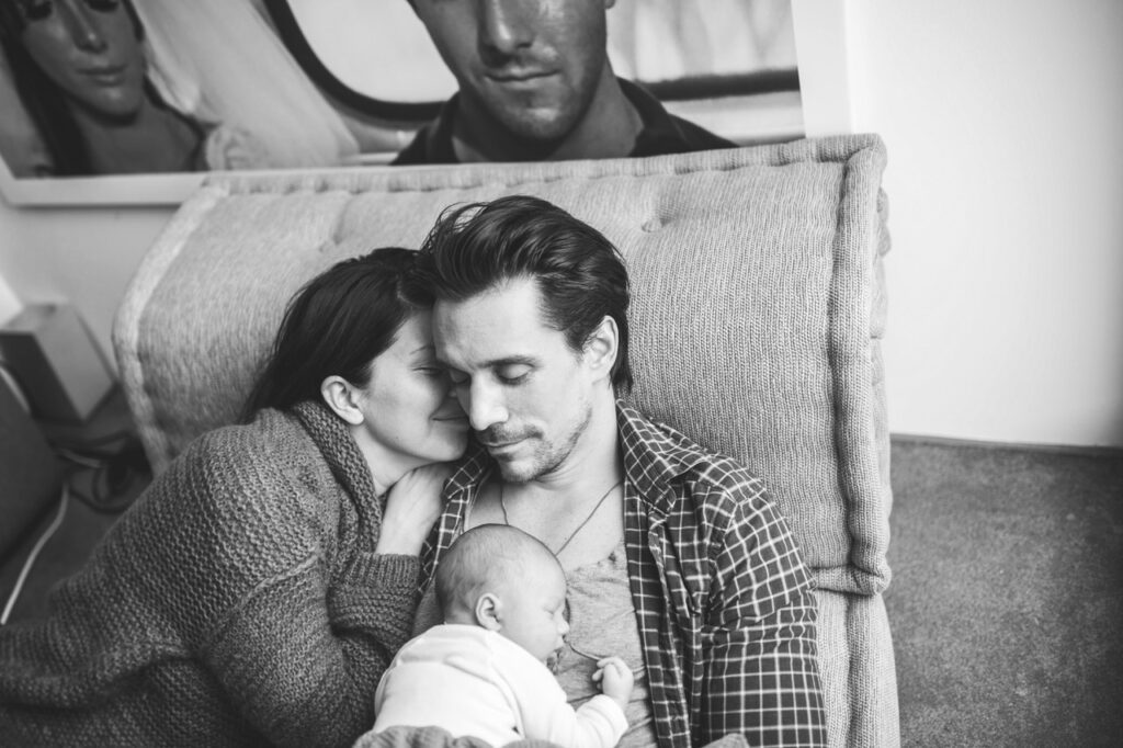 Schauspieler Philipp Christopher mit Frau und Kind