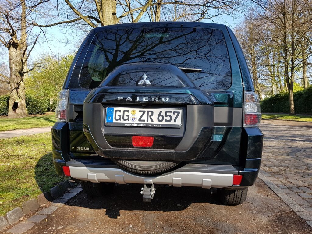 Mitsubishi Pajero Heckansicht