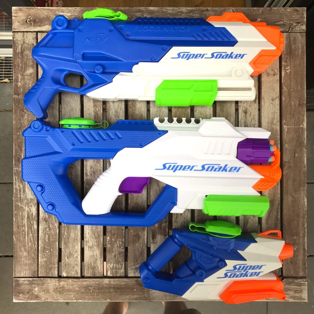 Drei Super Soaker für die Wasserschlacht im Garten
