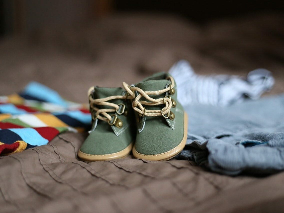 shoes-pregnancy-child-clothing-47220