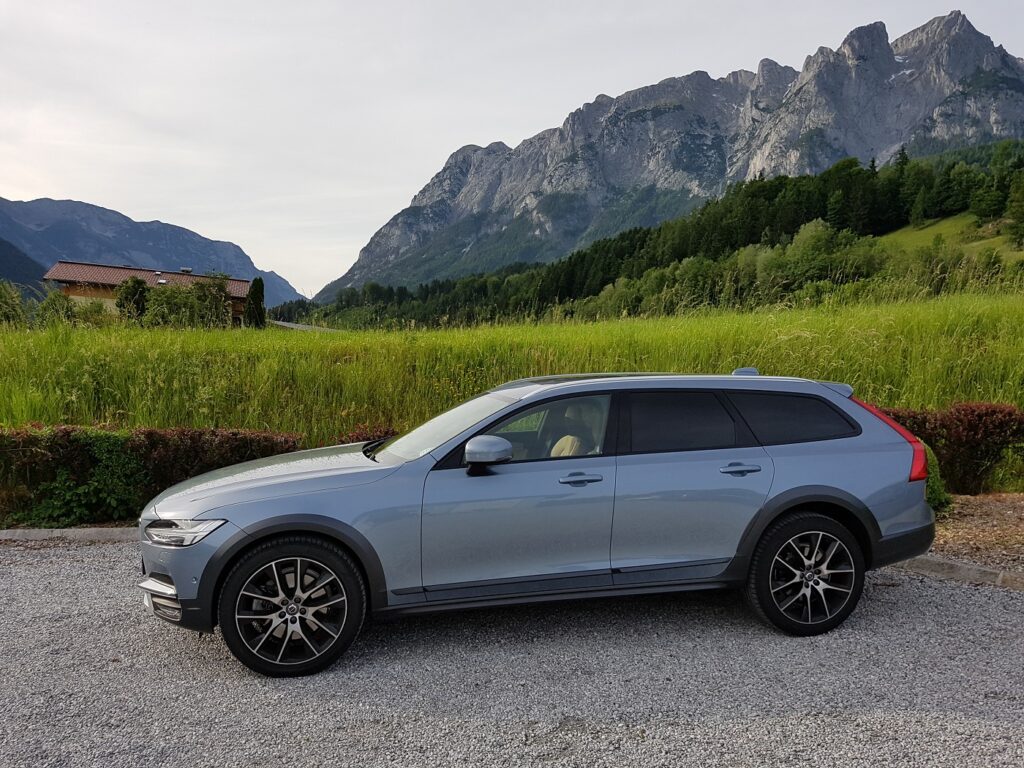 Volvo V90 Cross Country Familienauto