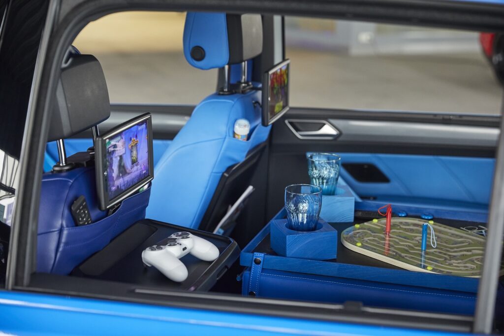 Pimp my family car - das eBay Familien-Traumauto 2017 5 eBay Familien-Traumauto Interieur
