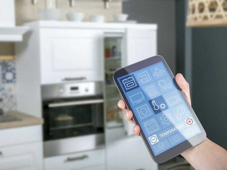 smart kitchen / tablet pc