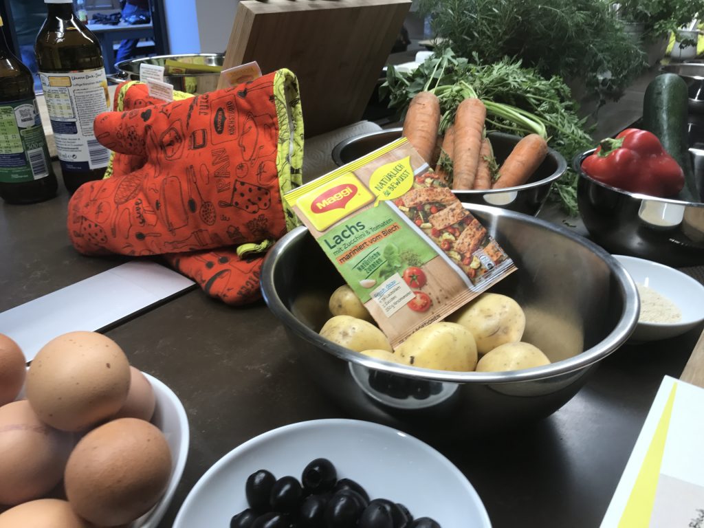 Elternsprechtag „Alltagsküche“ im Maggi Kochstudio 7 IMG 1446