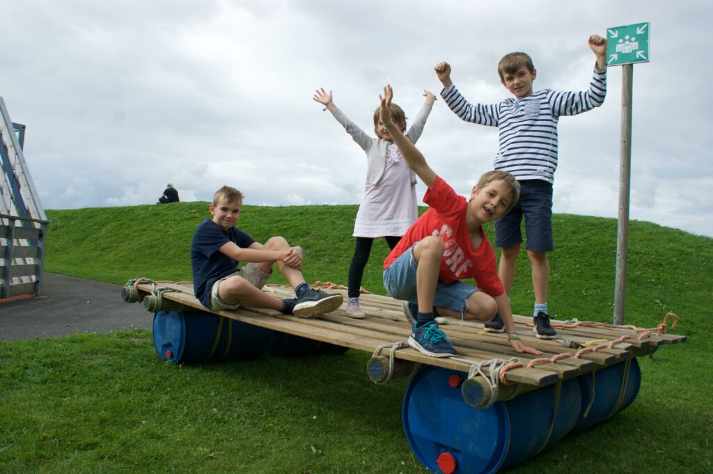Familienurlaub in der Jugendherberge - Frischer Wind in den Fluren 3 Kinderaction in der Jugendherberge