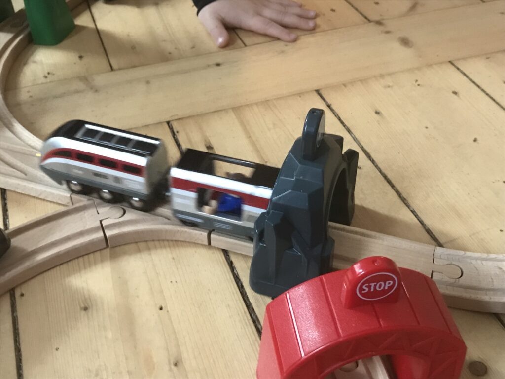 BRIO Smart Tech - die intelligente Holzeisenbahn 7 Brio Eisenbahn Smart