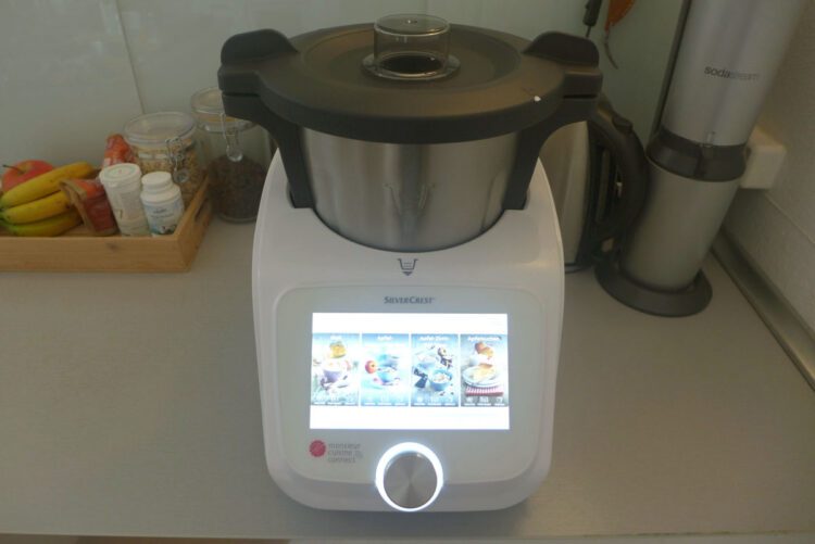 Monsieur Cuisine Connect Küchenmaschine mit Display