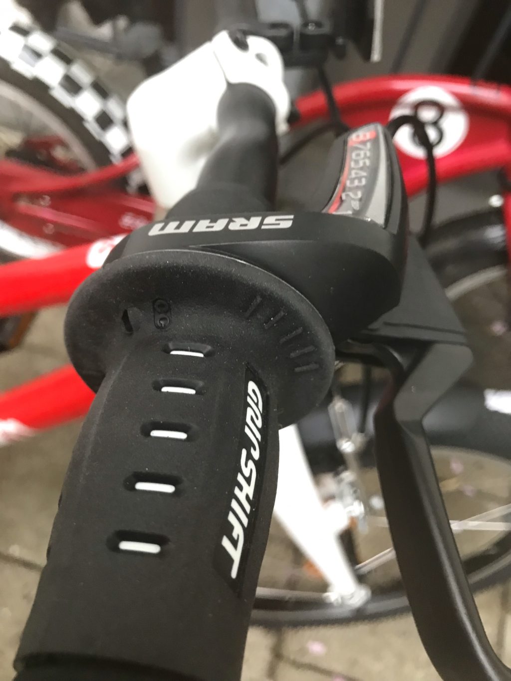 woombike woom4 grip