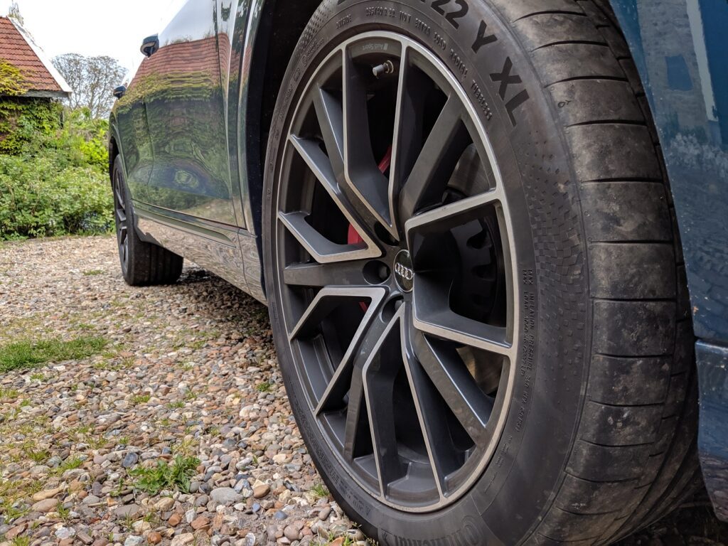Testfahrt im Audi Q8 (2019) zum Familienurlaub nach Holland 5 Audi Q8 Felge