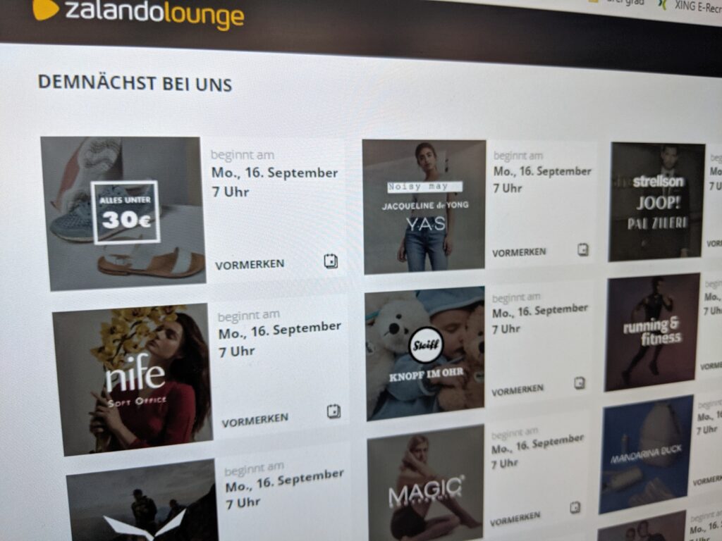 Papa und Tochter auf virtueller Shoppingtour 4 Zalando Lounge Deals