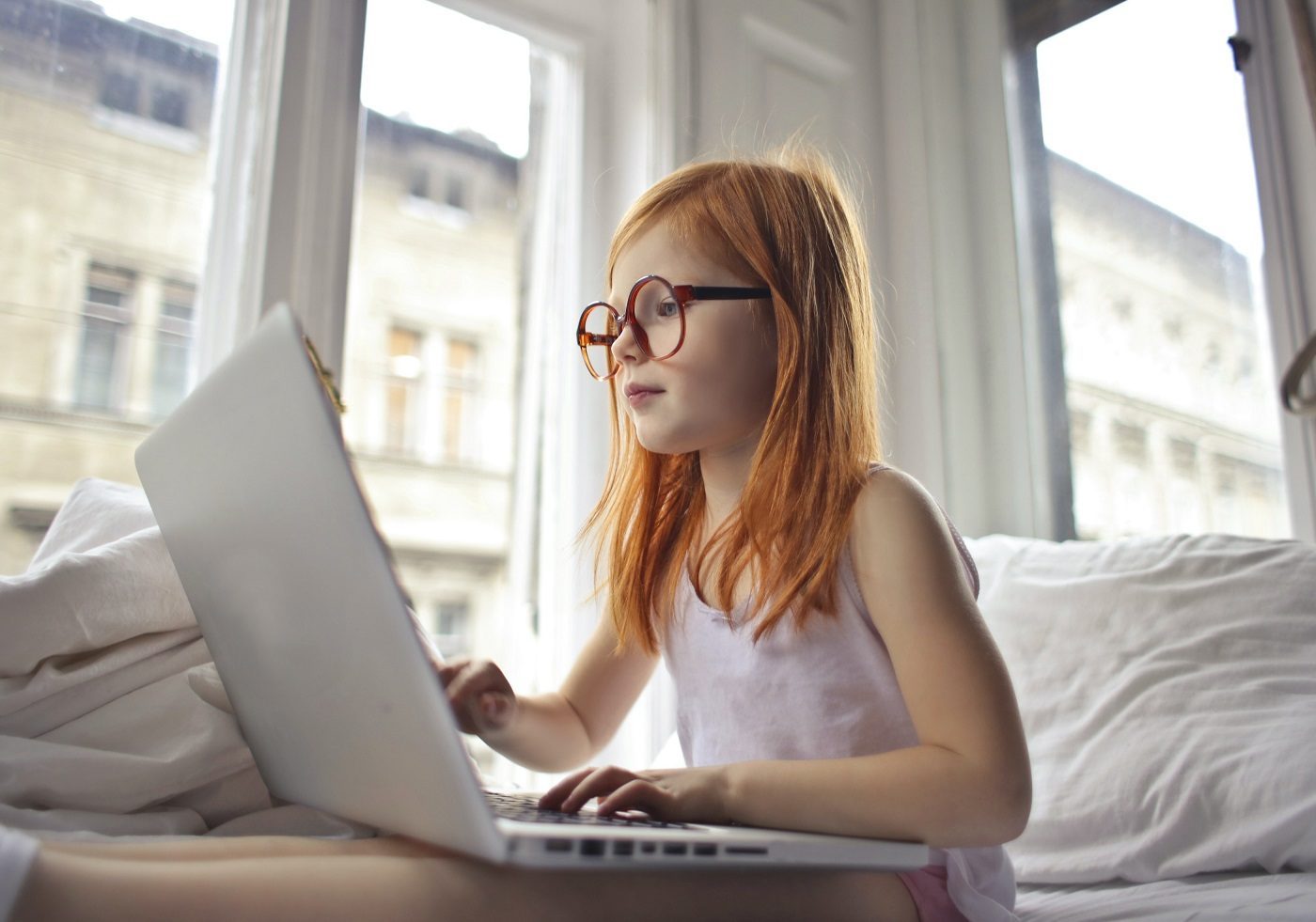 a girl watching movie on computer laptop 3761513 1