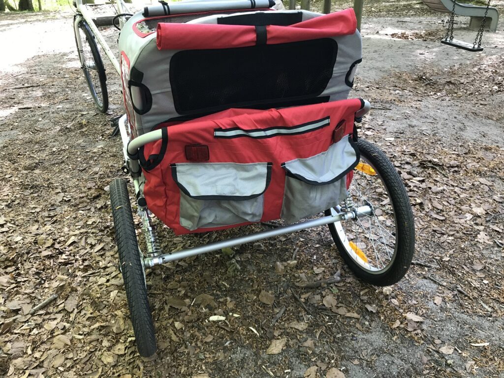 Papa-Check vom Fahrradanhänger North 13.5 Speeder 11 jollyroom north 13.5 fahrradanhänger stauraum