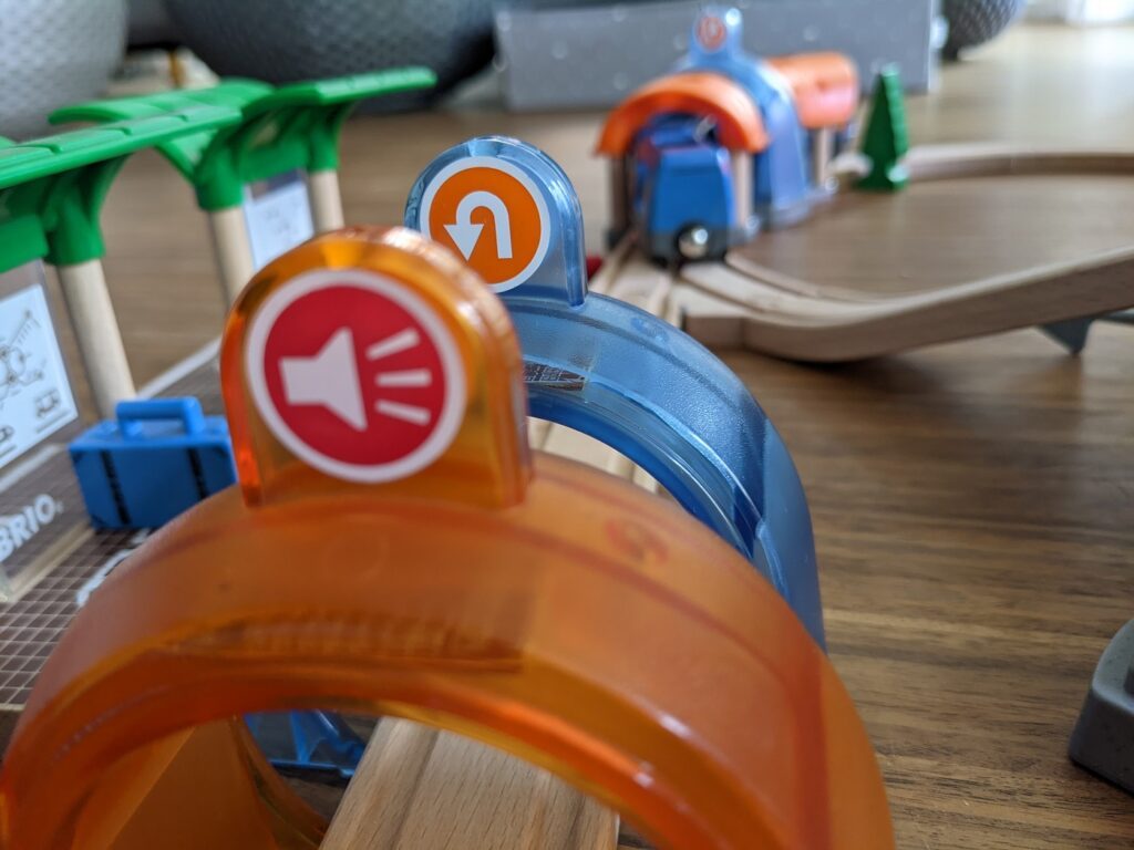 Brio Smart Tech Sound Lok Tunnel