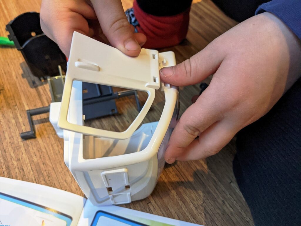 Modellbau ab 4 Jahren mit dem Revell Junior Kit 4 Revell Junior Kit Kabine