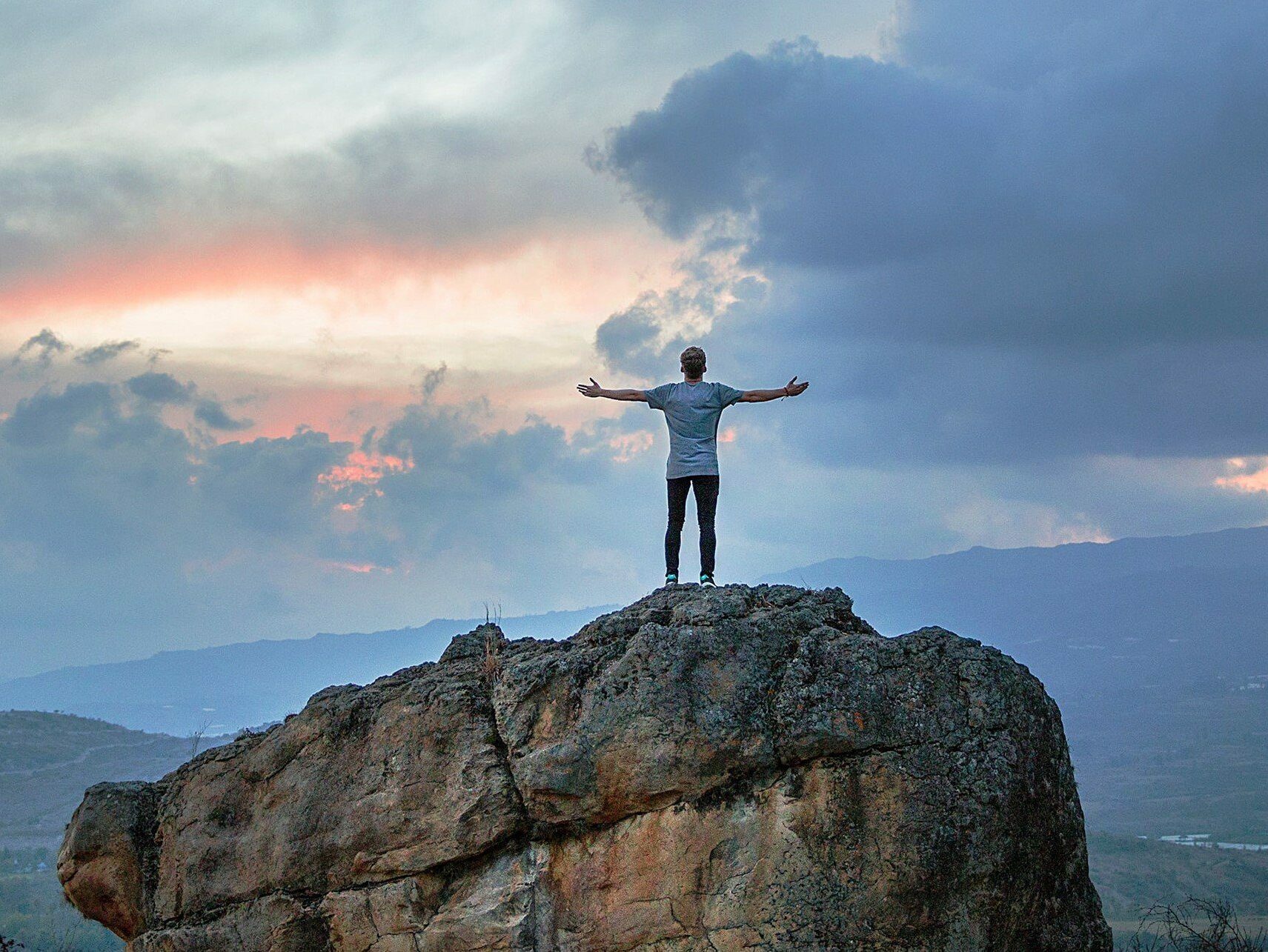 joshua earle 9idqIGrLuTE unsplash e1676396375254