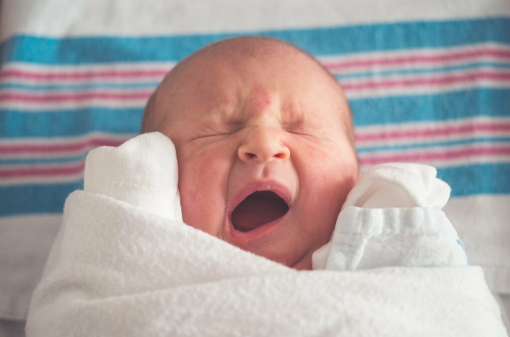 Baby beruhigen - die Ein schreiendes Baby beruhigen ist eine Herausforderung für die Eltern