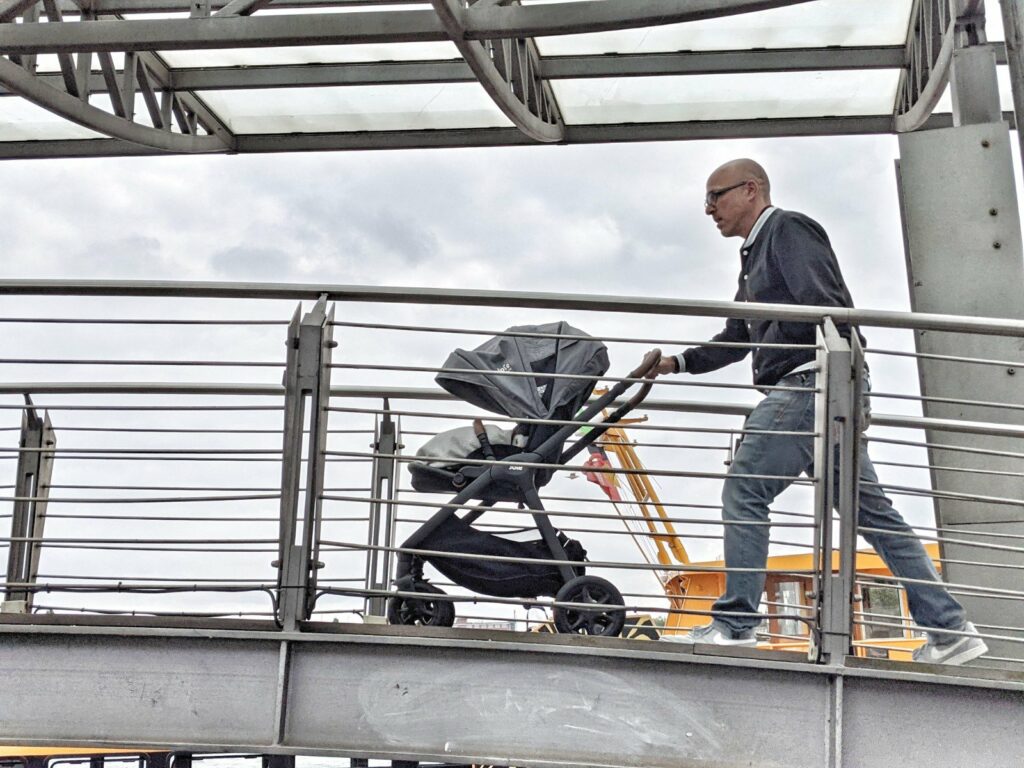 Joie Signature Finiti - der 4in1-Kinderwagen im Daddy-Check 9 Joie Signature Finiti Kinderwagen mit Sportsitz