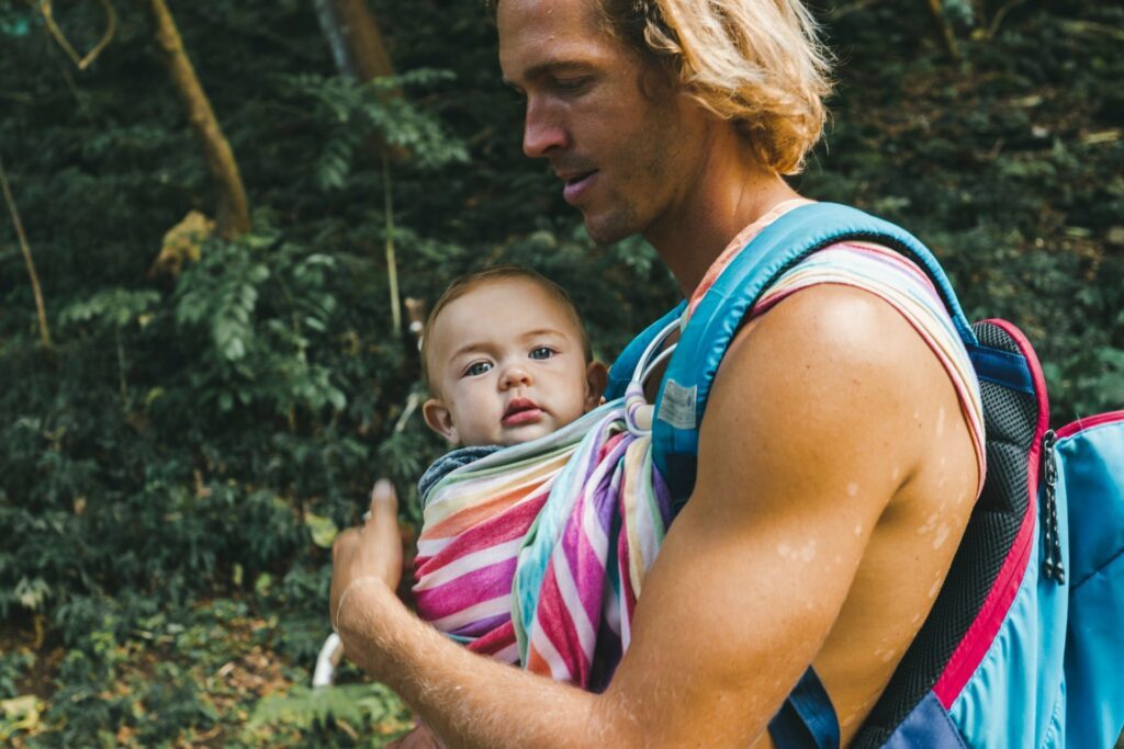 10 Dinge, die ein frischgebackener Papa tun sollte: sich Zeit für das Baby nehmen