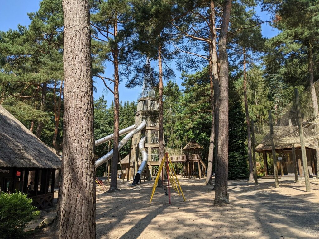 Vogelpark Walsrode - ein toller Tagesausflug für die ganze Familie 20 vogelpark walsrode abenteuerspielplatz