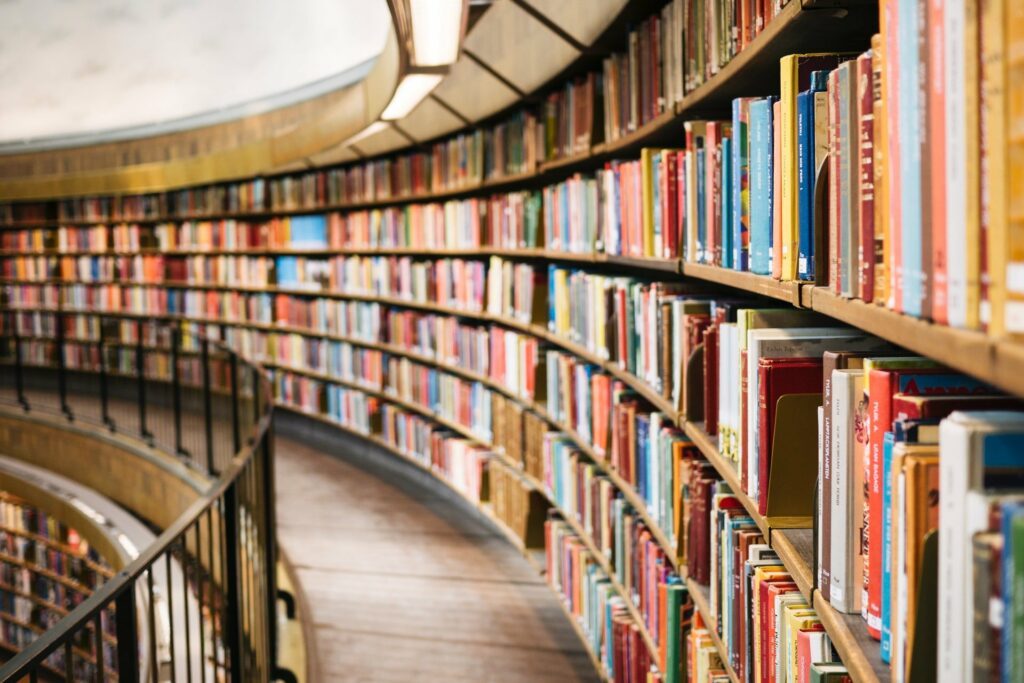 Vorlesen bereichert Kinder 3 susan q yin 2JIvboGLeho unsplash