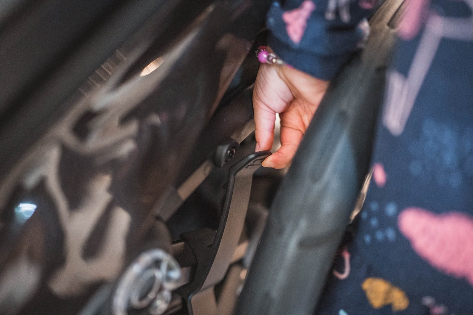 4-in-1-Anhänger: Thule Chariot Sport 2 im großen Daddy-Check 11 thule chariot sport 2 aufbau 7