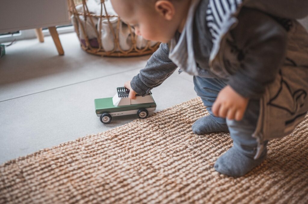 Candylab Holzautos - Unverwüstliche Retro-Flitzer 46 Holzautos von Candylab - Spielzeug für Kinder oder eher für Erwachsene?