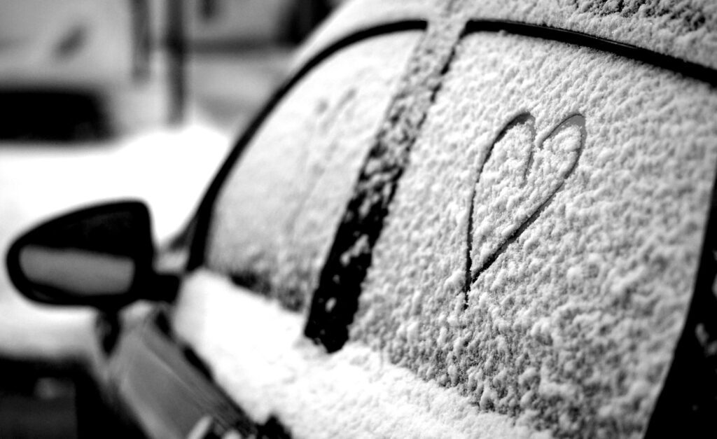 Fasten Seatbelts - Wintertipps für mehr Sicherheit mit Kindern im Auto 3 bruno kelzer Cp7UzHYWVE0 unsplash
