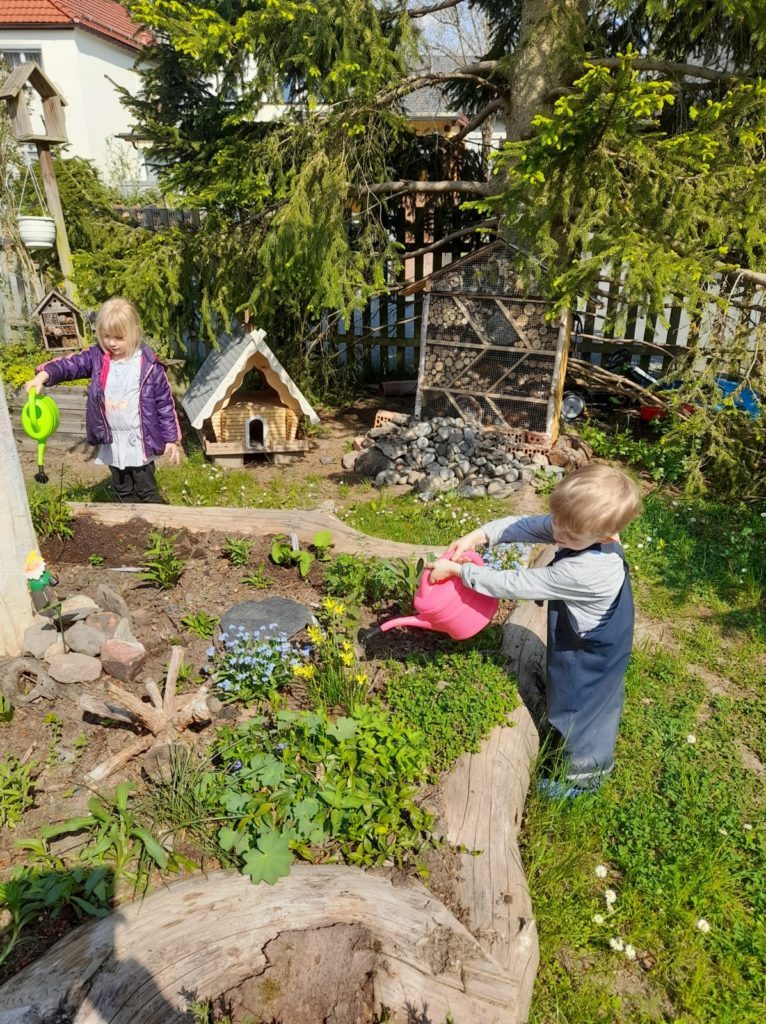 Papas aufgepasst! Tolle Pflanzaktionen mit Kindern gesucht 3 buwe2022 gewinner kitas 2. platz c Kindergarten Naturstuebchen 3