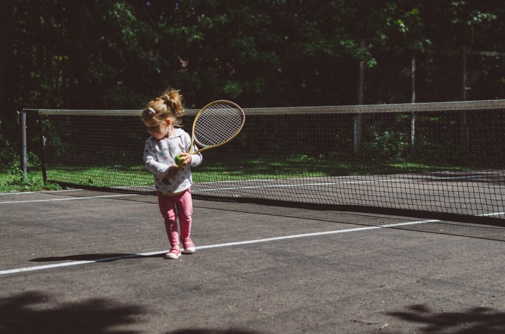 Körperklaus und Bundesjugendspiele - Immer weniger Kinder können einen Purzelbaum 4 kelly sikkema WRByZhruW6o unsplash