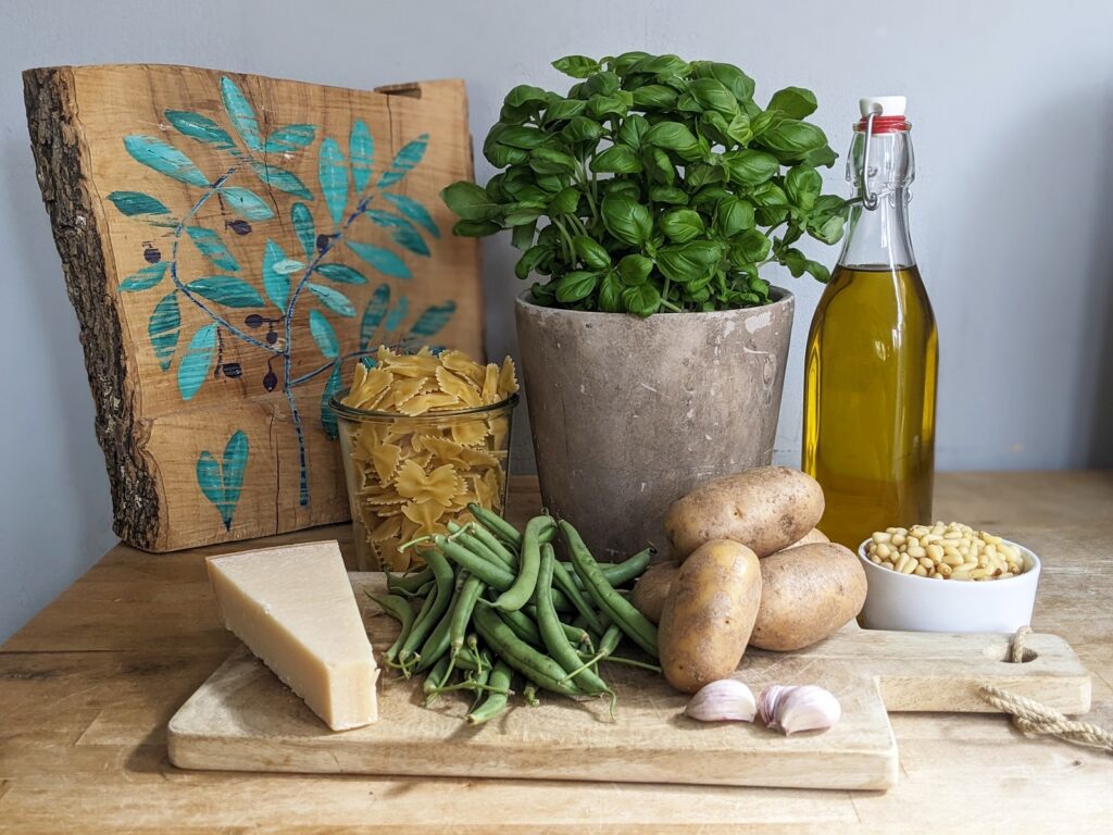 Rezept für Familien: Ligurische Pasta mit frischem Pesto