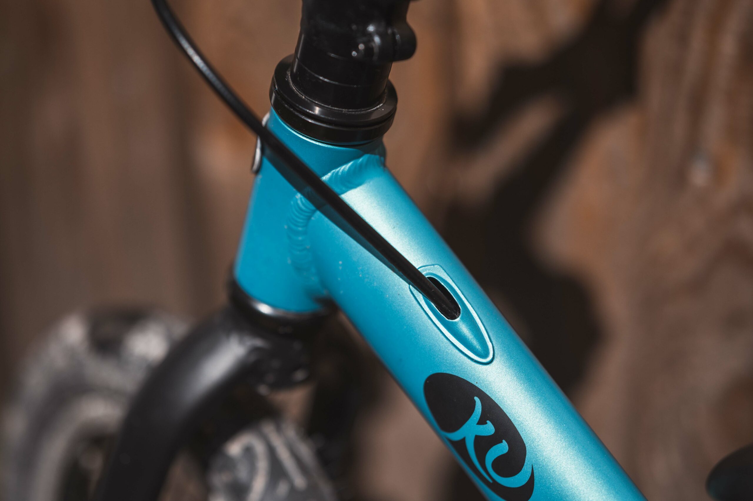 Custom made und federleicht: Das Laufrad Kubikes 12 im Härtetest 7 Kubike12 ph 8 von 49 scaled