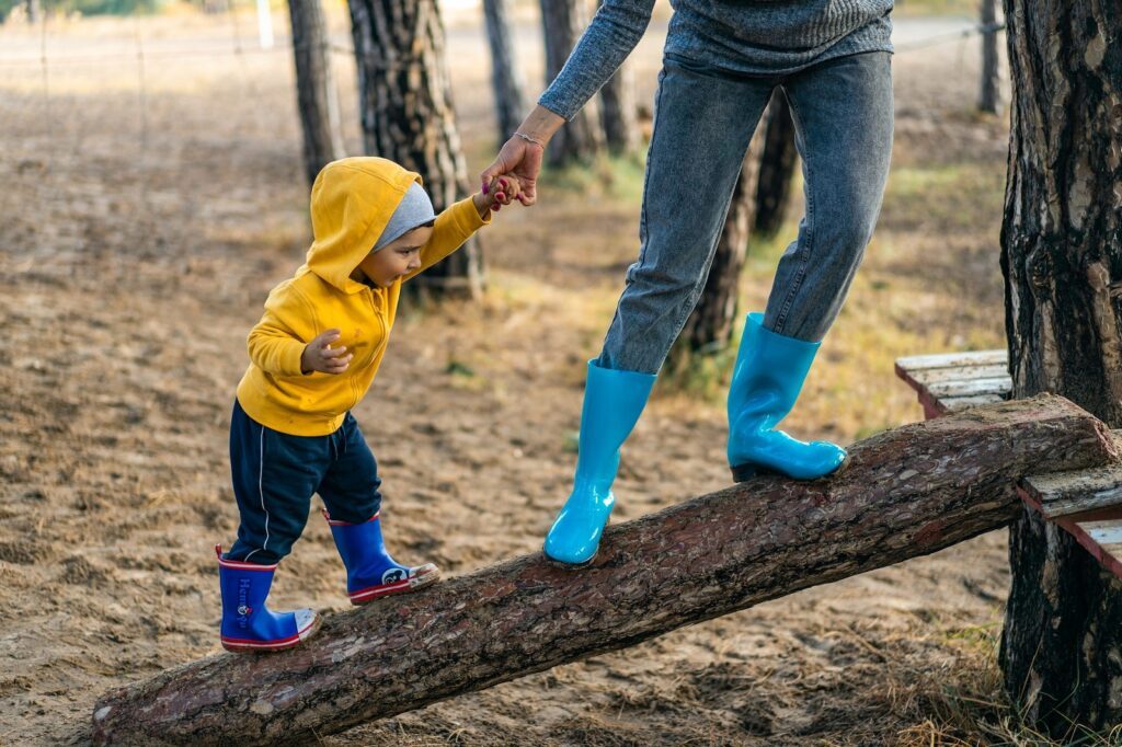 6 Outdoor-Spielideen für Entdecker, Abenteurer & Sportskanonen 8 pexels oleksandr pidvalnyi 3036405
