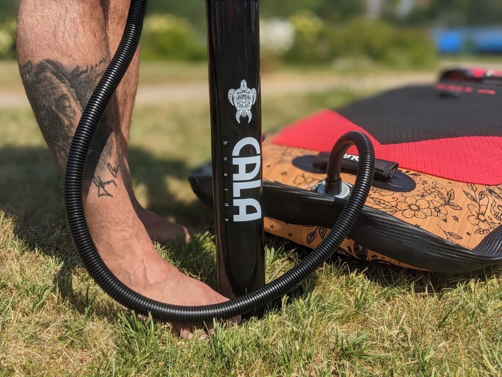 AHOI: Stand-Up-Paddle-Board CHAC von CALA Boards im SUP-Test 12 cala boards pumpe