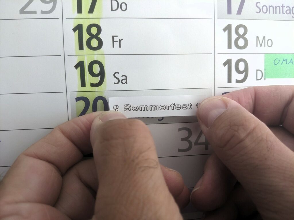 Das Kleben ist schön: Mehr Ordnung mit dem DYMO LetraTag 200B 4 etikettendrucker dymo letratag 200b papieretikett