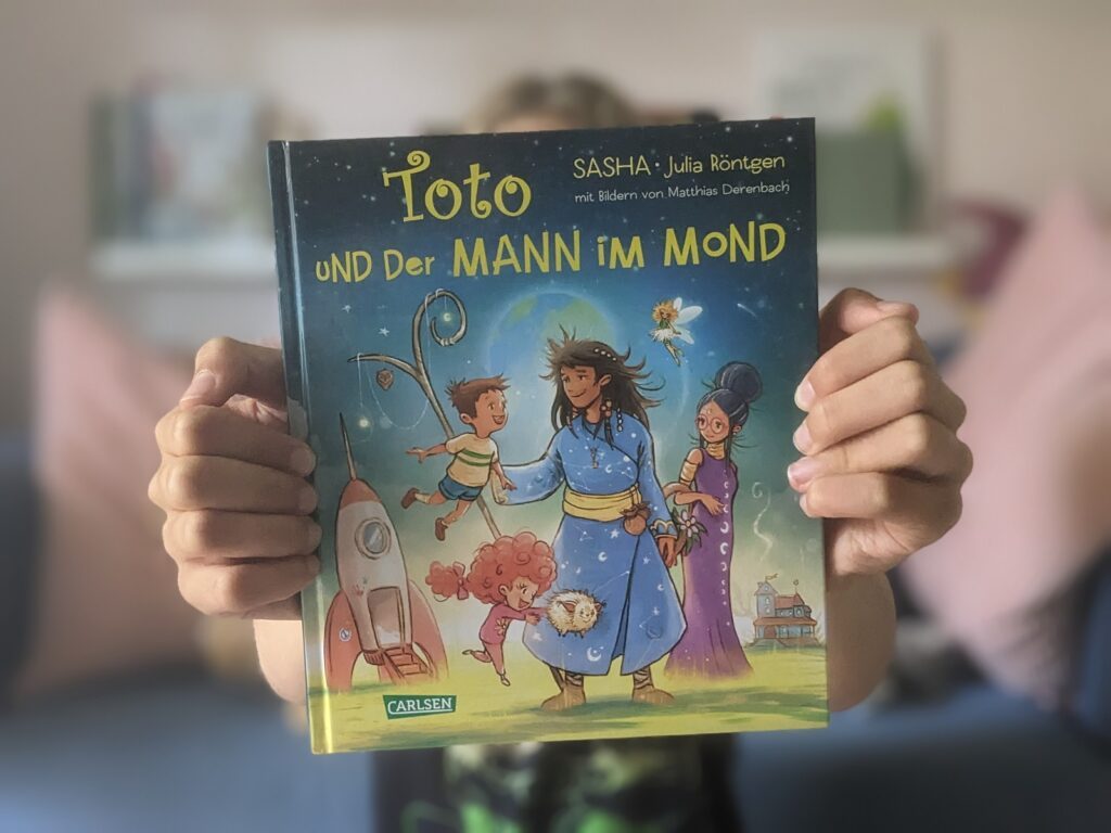 Das Kinderbuch von Sasha und Julia Röntgen - Toto und der Mann im Mond
