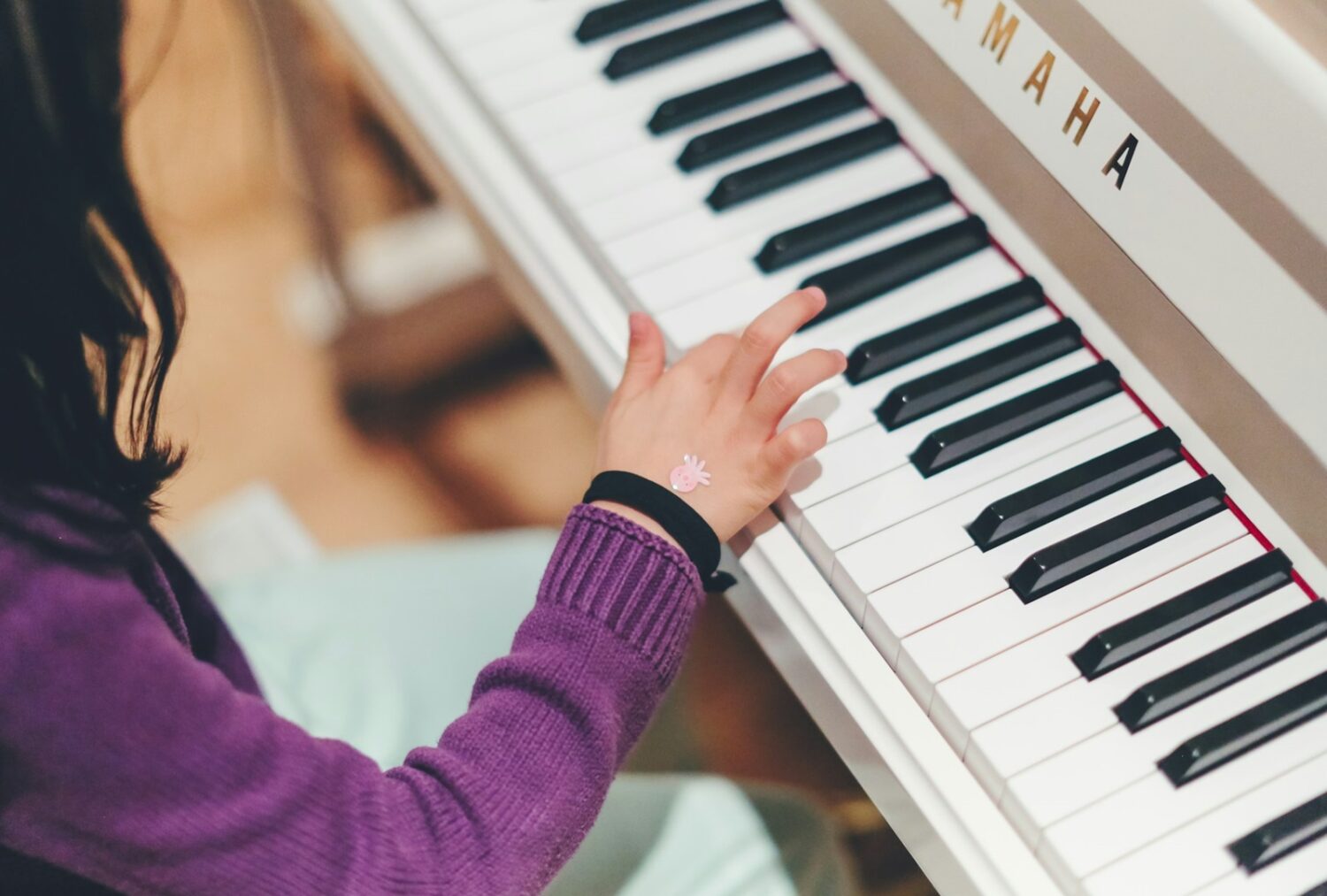Geld sparen für Kinder: So funktionierts 7 siniz kim LZ3O2Q4Me0Q unsplash