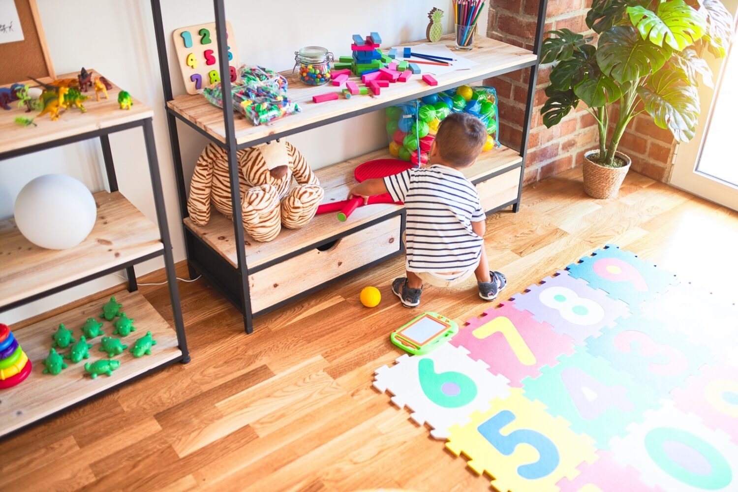 Entrümpeln schafft mehr Ordnung im Kinderzimmer