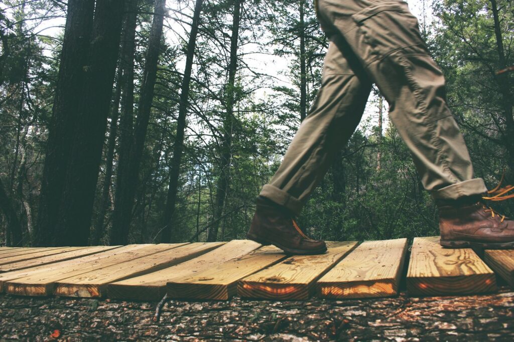 Eine Frage des Vatertyps: Welche Hosen passen zu dir? 7 lacey raper ey1Obz7I2fw unsplash