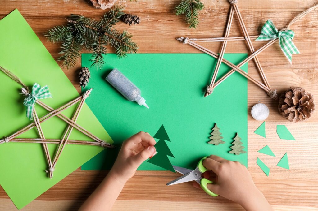 Süß, kreativ, gemütlich: 5 DIY-Projekte für die Adventszeit mit Kindern 10 Depositphotos 432411858 L