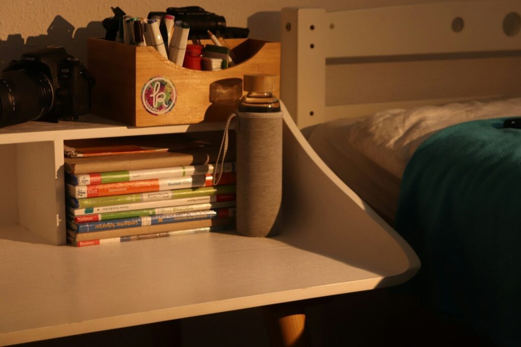 7 clevere Ideen für ein mitwachsendes Kinderzimmer – Diese Möbel sparen Geld & Platz! 8 kieran watt MHR3I9fG8VY unsplash