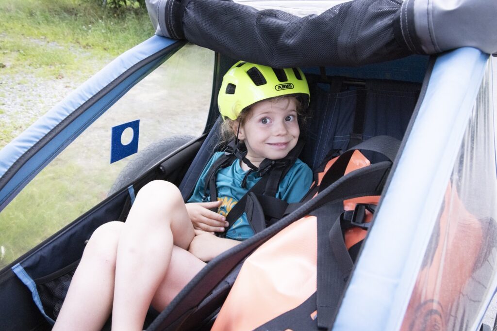 Anhänger oder Cargobike – was ist besser für den Kindertransport? 6 240722 0026 ab pd f tir 40 web