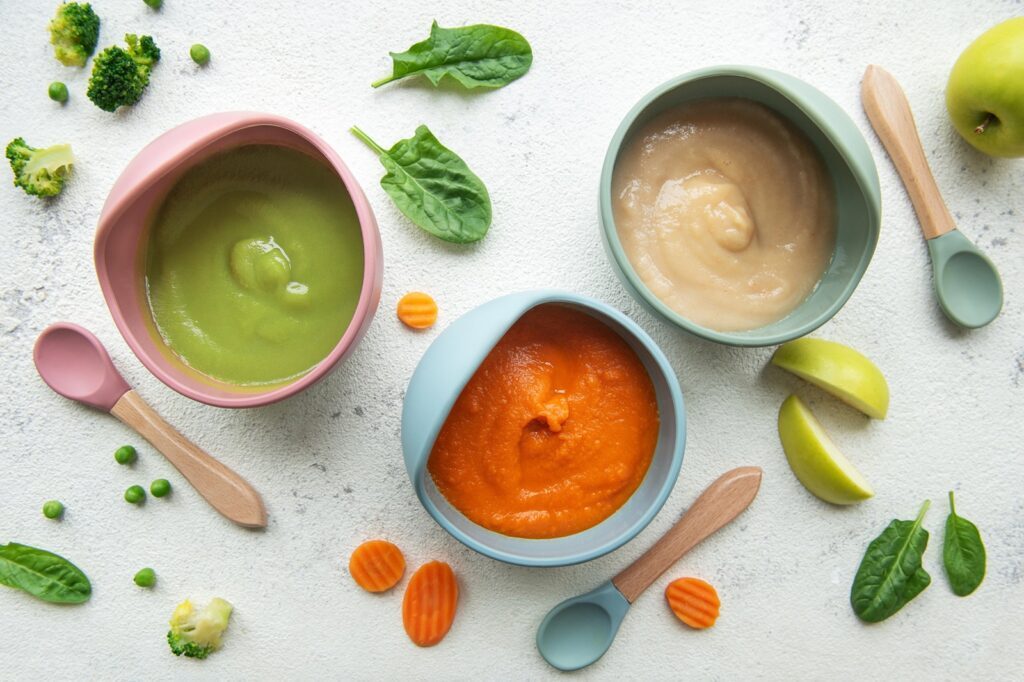 Babys erster Brei - Tipps und 4 Rezepte für den Start in die Beikost-Phase 8 Der Brei für das Kind lässt sich wunderbar selbst und frischherstellen.