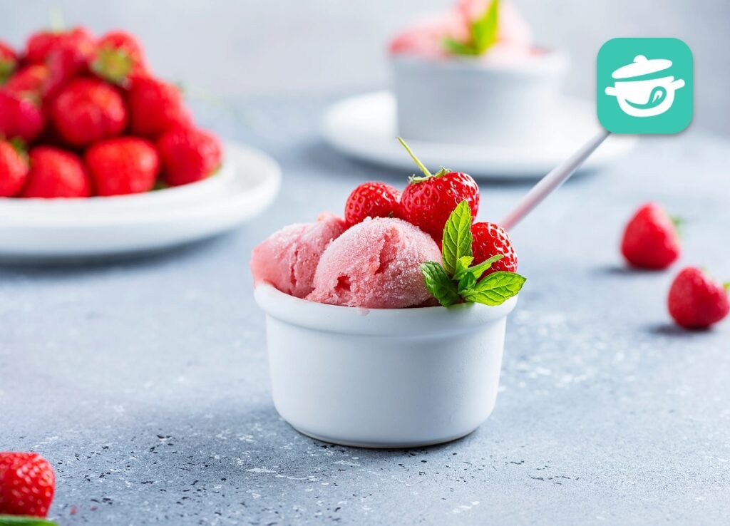 Snack it - 5 geniale Picknick-Rezepte für deinen nächsten Familienausflug 12 Erdbeer Banane Nicecream